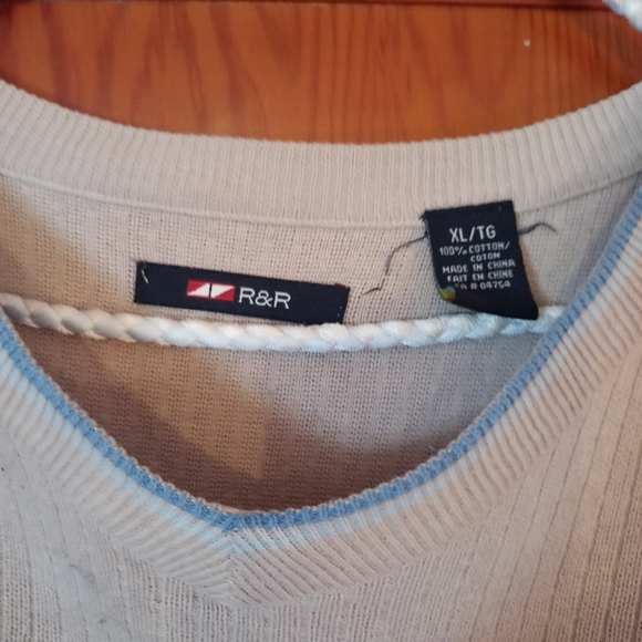 R&R men's sweater - Picture 2 of 6
